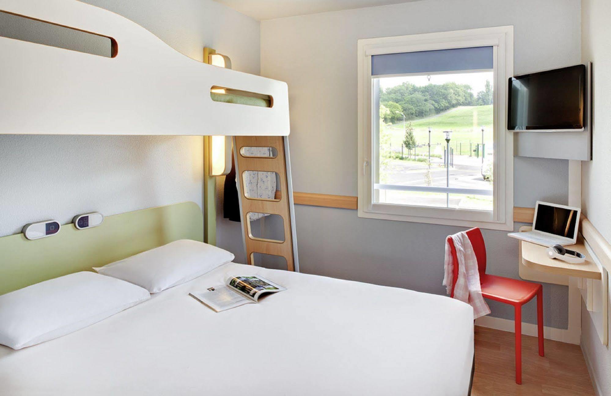 Ibis Budget Brignoles Provence Exterior photo